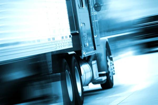 Exploring the Largest Trucking Companies in North America by Industry Influence